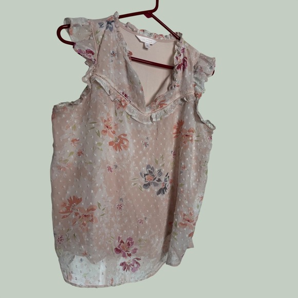 LC Lauren Conrad Tops - LC Lauren Conrad Peach Floral Swiss Dot Ruffle Sleeveless Blouse Medium